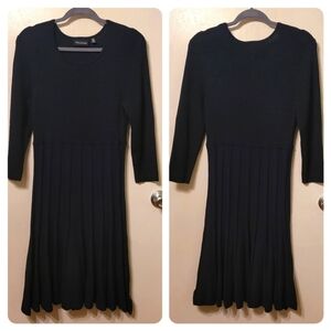 Nina Leonard Knit Stretch Navy Blue Pleated Dress - Large